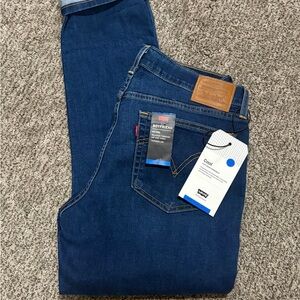 Levi's Women's Boyfriend Jeans in Dark Blue